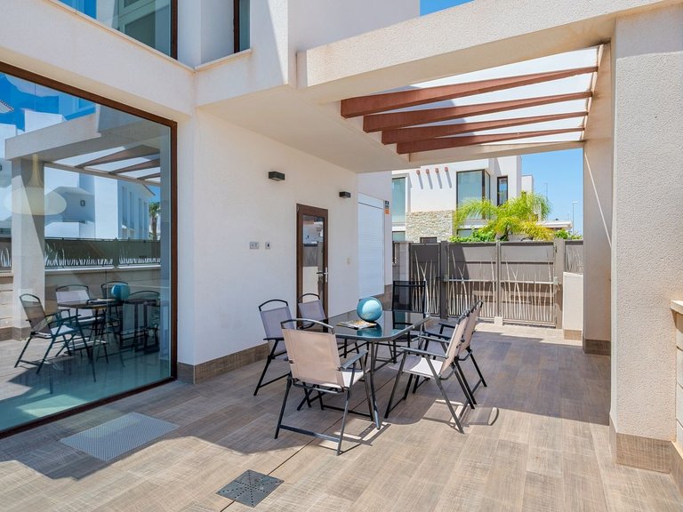 Villa for Sale in Rojales, Alicante 36