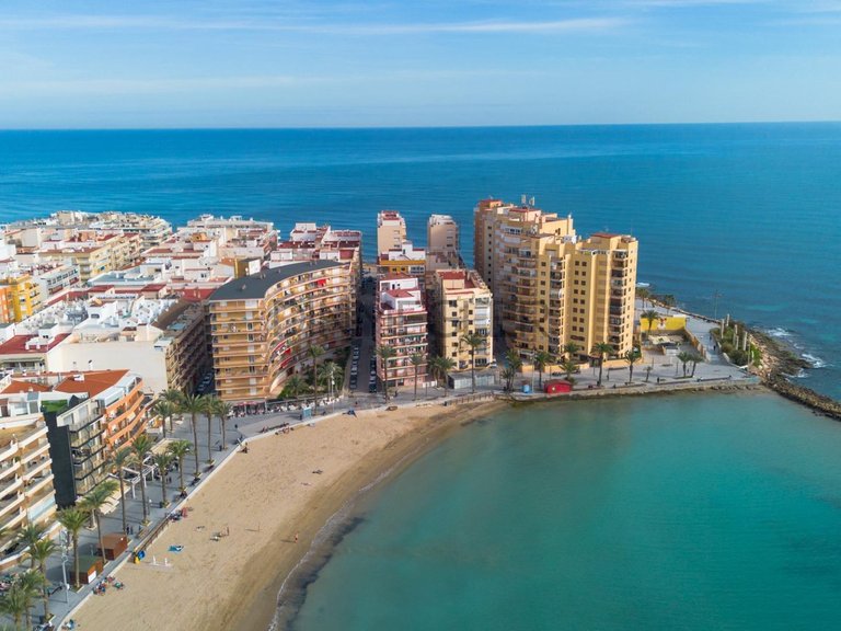Penthouse for Sale in Torrevieja, Alicante 26
