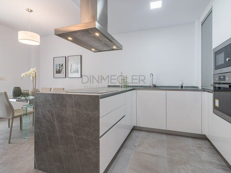 Villa for Sale in Torrevieja, Alicante 13
