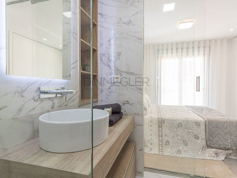 Villa for Sale in Torrevieja, Alicante 31