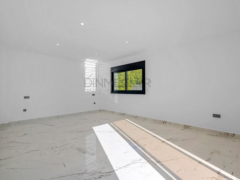 Villa for Sale in Orihuela Costa, Alicante 7