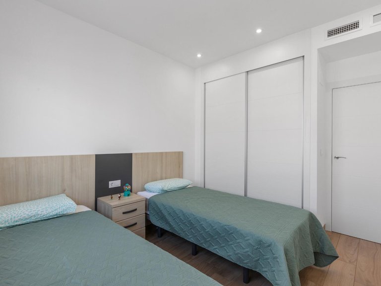 Penthouse for Sale in Costa Blanca Torrevieja, Alicante 16