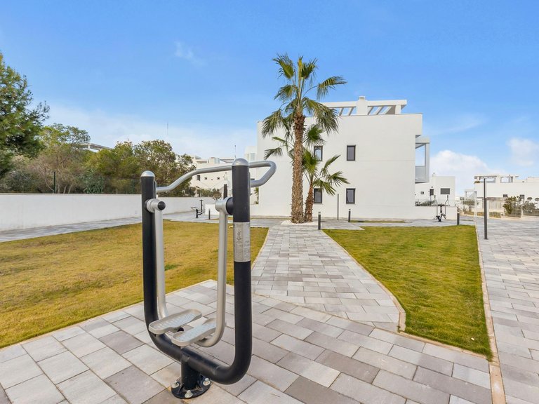 Penthouse for Sale in Costa Blanca Torrevieja, Alicante 29