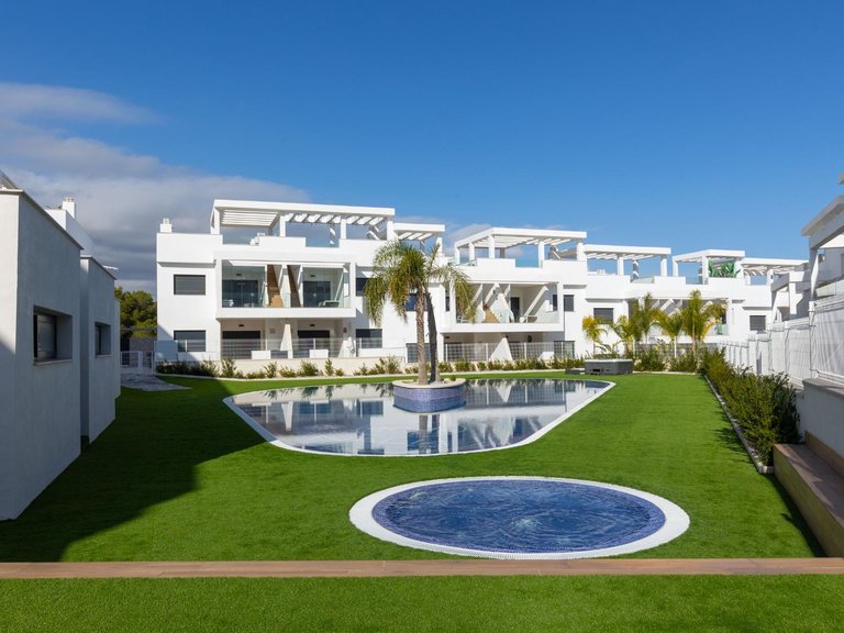 Penthouse for Sale in Costa Blanca Torrevieja, Alicante 32