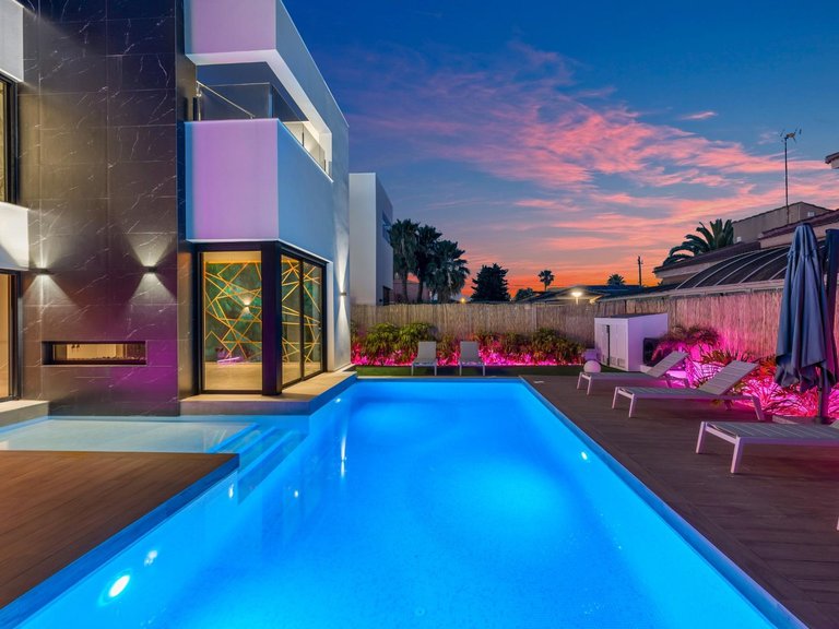 Villa for Sale in Torrevieja, Alicante 15