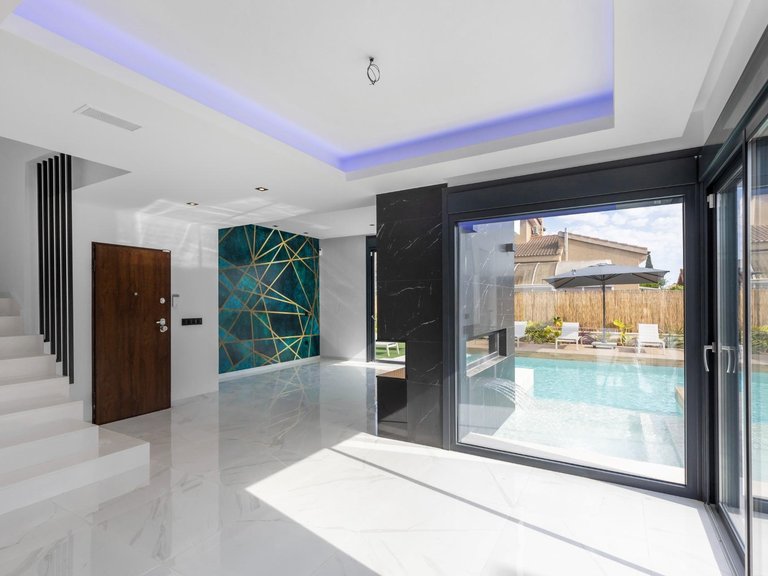 Villa for Sale in Torrevieja, Alicante 29