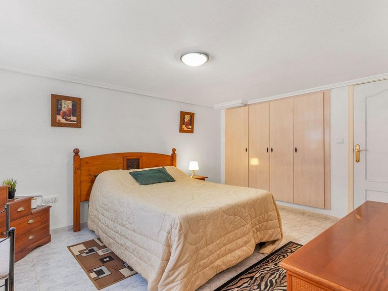 Villa for Sale in Torrevieja, Alicante 12