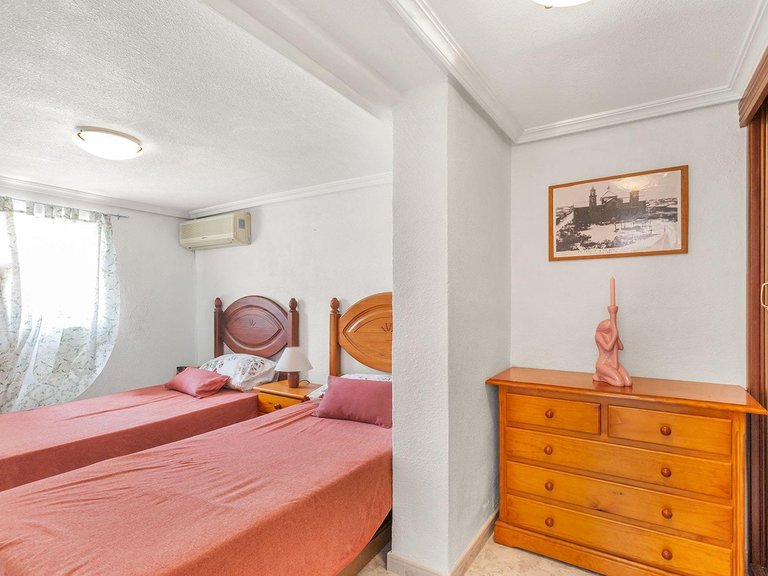 Villa for Sale in Torrevieja, Alicante 17