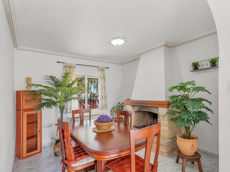 Villa for Sale in Torrevieja, Alicante 22