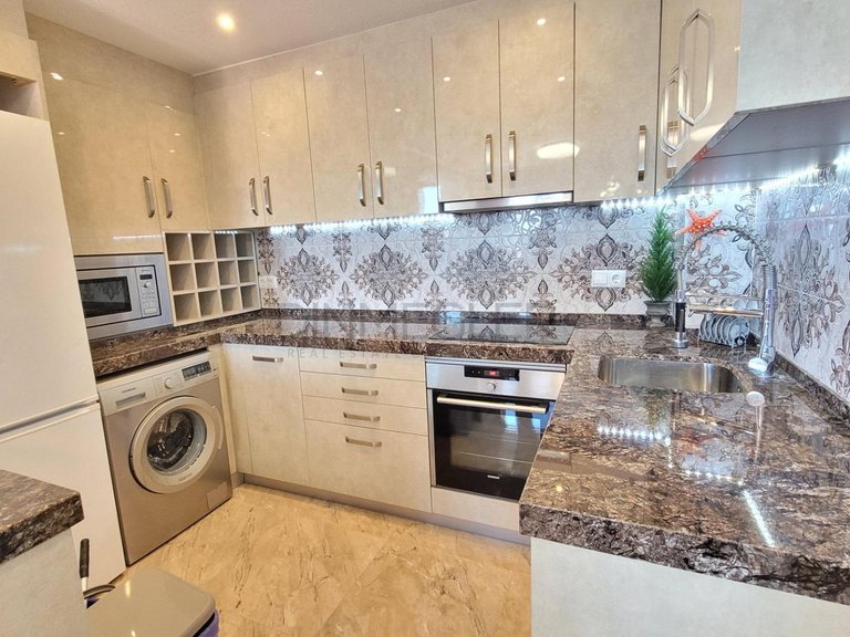 Apartment for Sale in Torrevieja, Alicante 14