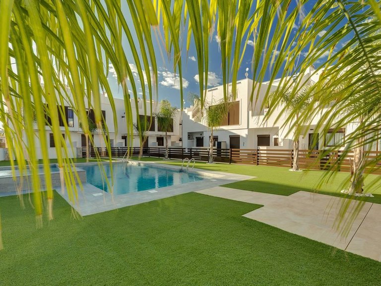 Apartment for Sale in Costa Blanca Pilar De La Horadada, Alicante 1