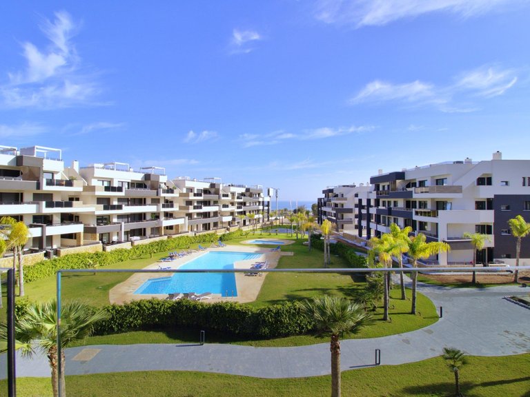 Apartment for Sale in Costa Blanca Orihuela Costa, Alicante 2