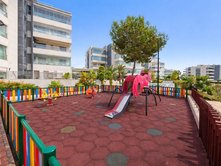 Apartment for Sale in Costa Blanca Orihuela Costa, Alicante 26