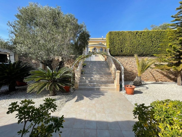 Villa for Sale in Ciudad Quesada, Alicante 3