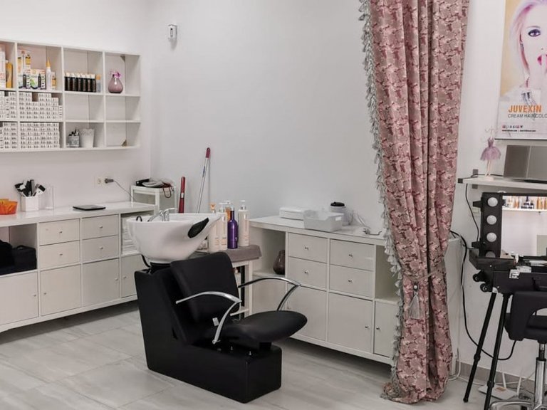 Commercial for Sale in Orihuela Costa, Alicante 2