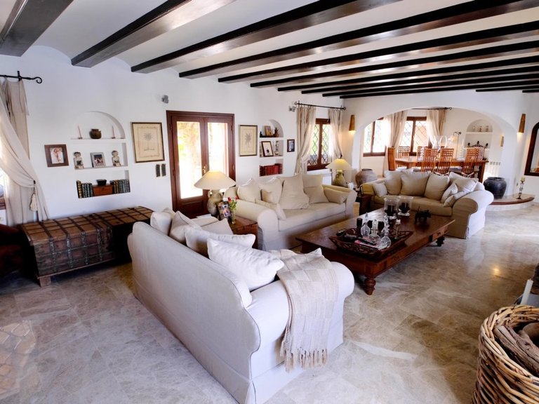 Villa for Sale in Benissa, Alicante 8