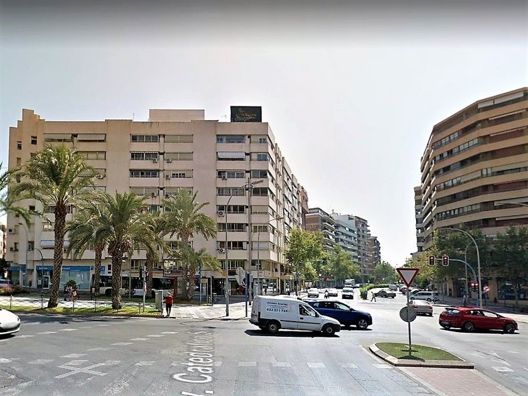 Commercial for Sale in Alicante, Alicante 12