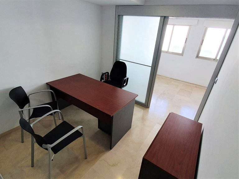Commercial for Sale in Alicante, Alicante 5