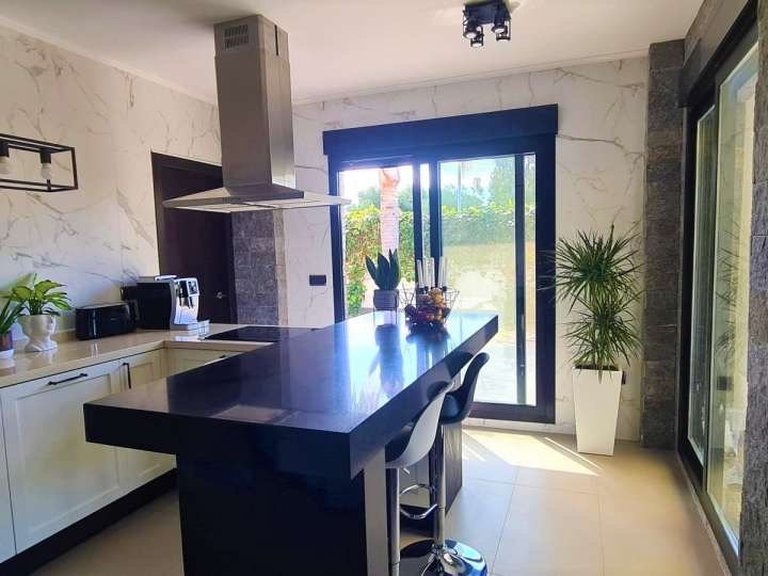 Villa for Sale in Calpe, Alicante 13