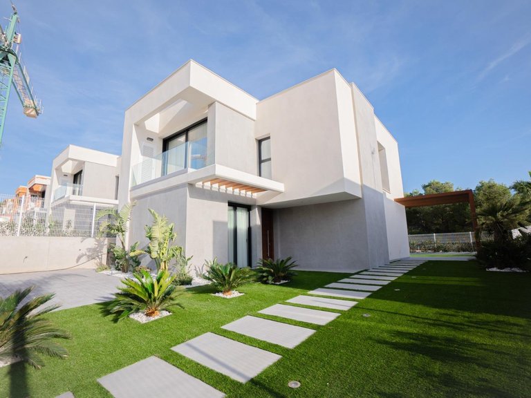 Villa for Sale in Finestrat, Alicante 5