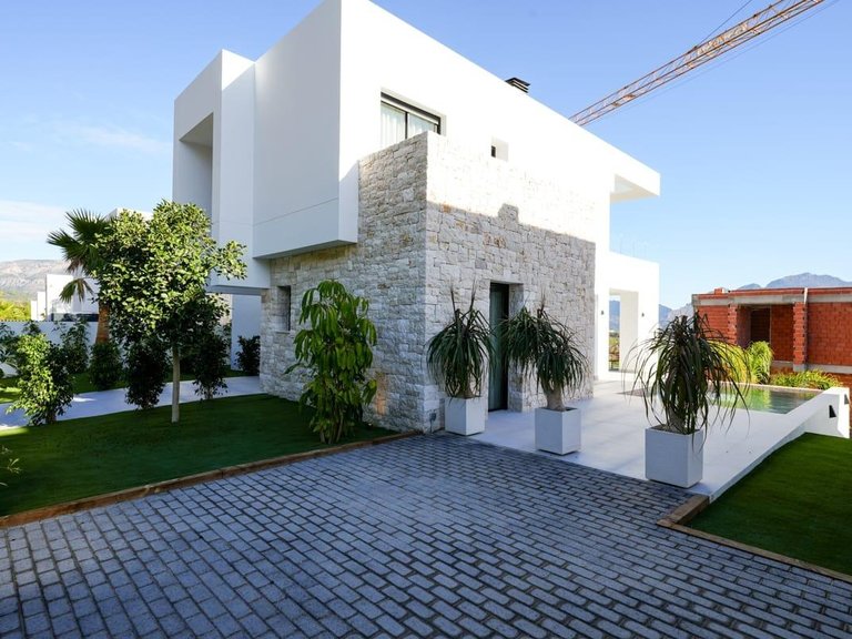 Villa for Sale in Polop, Alicante 5