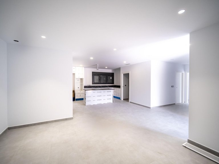 Villa for Sale in Torrevieja, Alicante 11