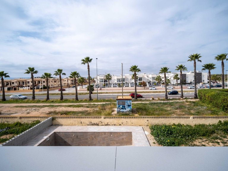 Villa for Sale in Torrevieja, Alicante 12
