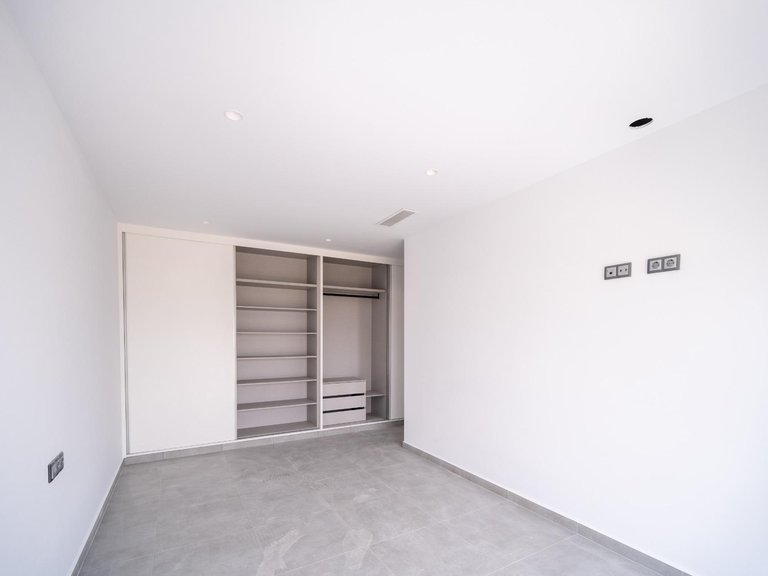 Villa for Sale in Torrevieja, Alicante 4