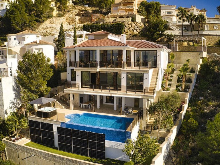 Villa for Sale in Altea, Alicante 11