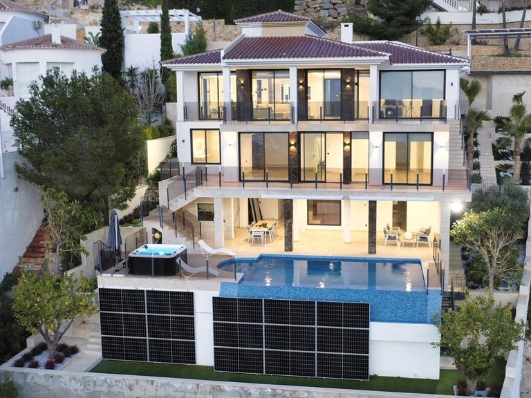 Villa for Sale in Altea, Alicante 2