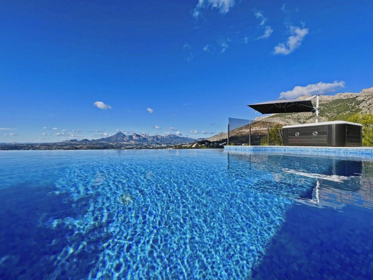 Villa for Sale in Altea, Alicante 5
