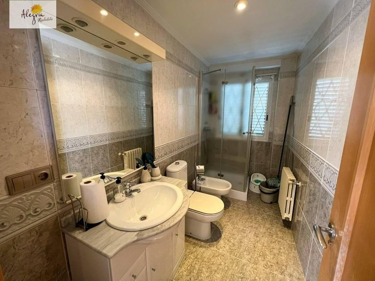 Villa for Sale in Manises, Valencia 11