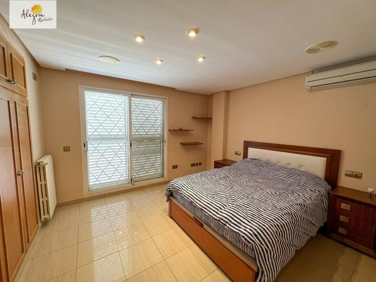 Villa for Sale in Manises, Valencia 6