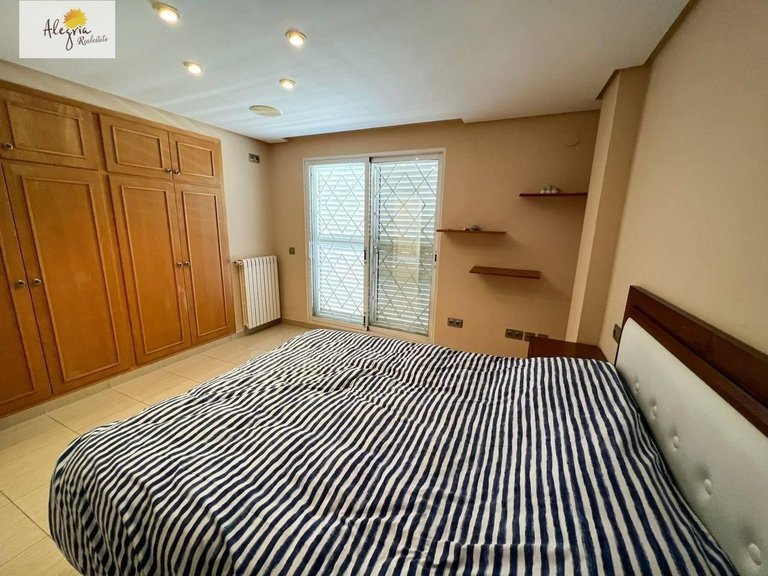 Villa for Sale in Manises, Valencia 7