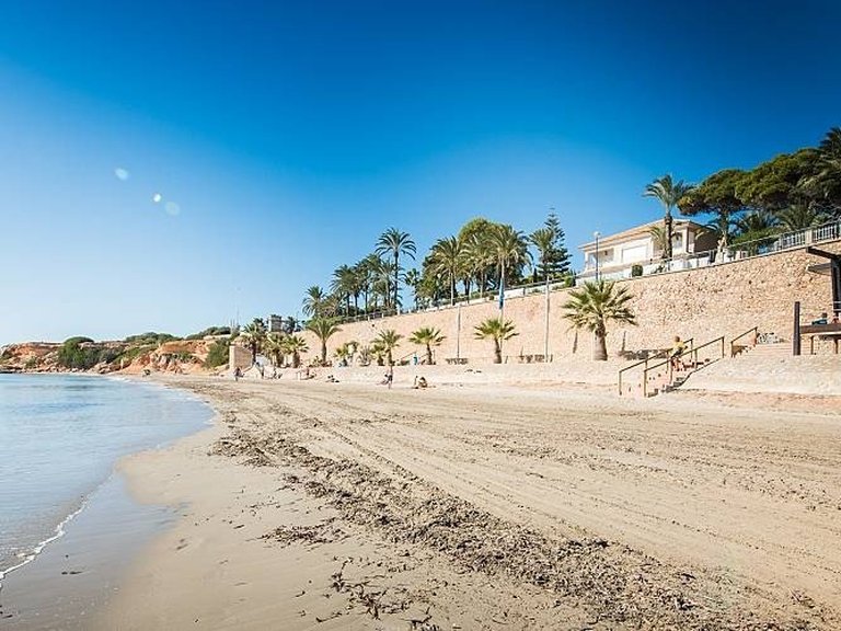 Villa for Sale in Orihuela Costa, Alicante 14