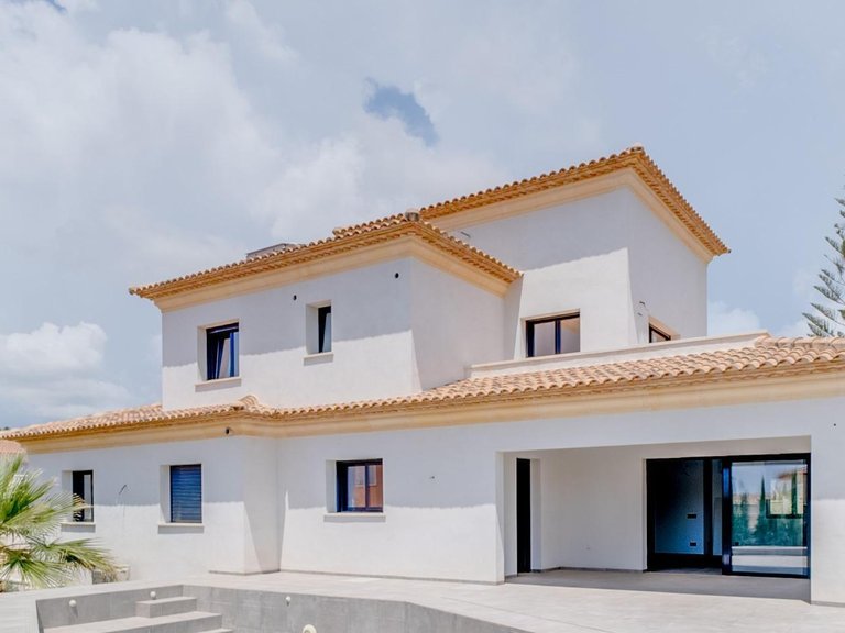 Villa for Sale in Calpe, Alicante 1