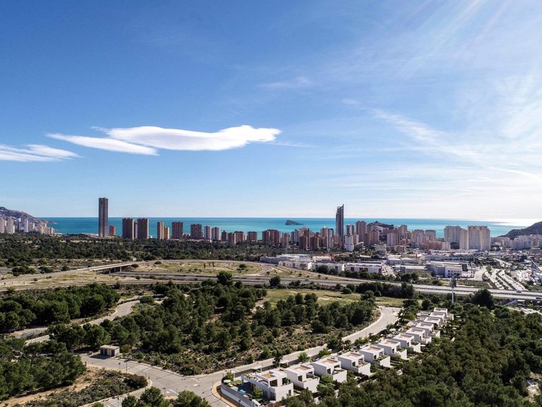 Villa for Sale in Finestrat, Alicante 4