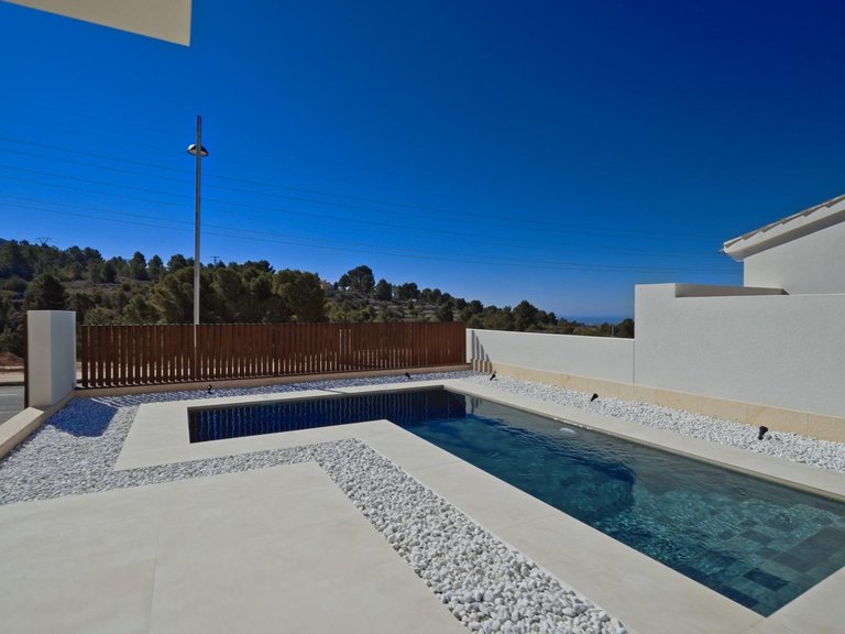 Villa for Sale in Finestrat, Alicante 3
