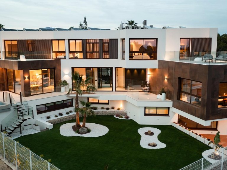 Villa for Sale in Benidorm, Alicante 15