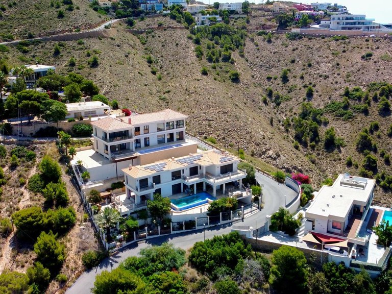 Villa for Sale in Benidorm, Alicante 1