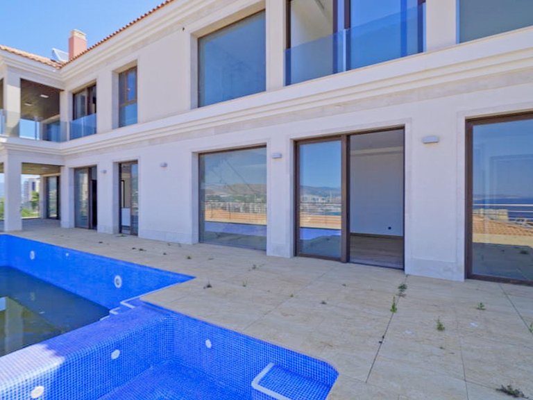 Villa for Sale in Benidorm, Alicante 13