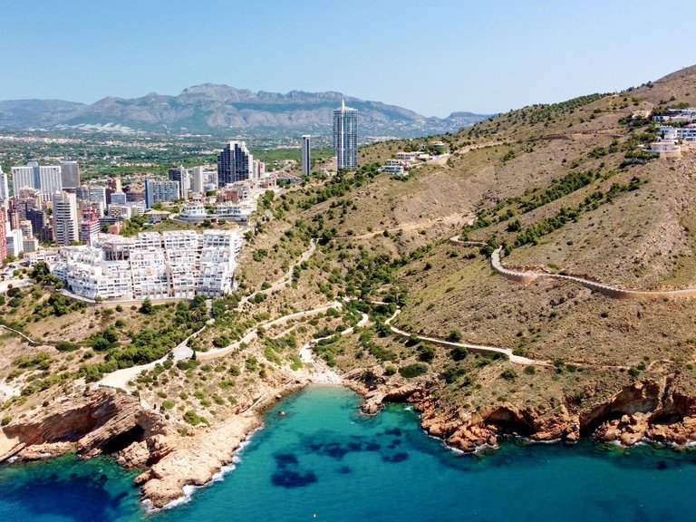 Villa for Sale in Benidorm, Alicante 3