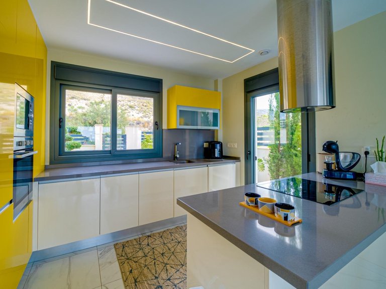 Villa for Sale in Finestrat, Alicante 11