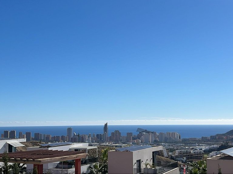 Villa for Sale in Finestrat, Alicante 3