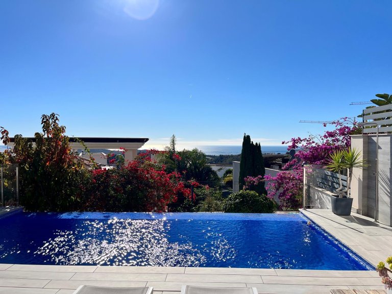 Villa for Sale in Finestrat, Alicante 4