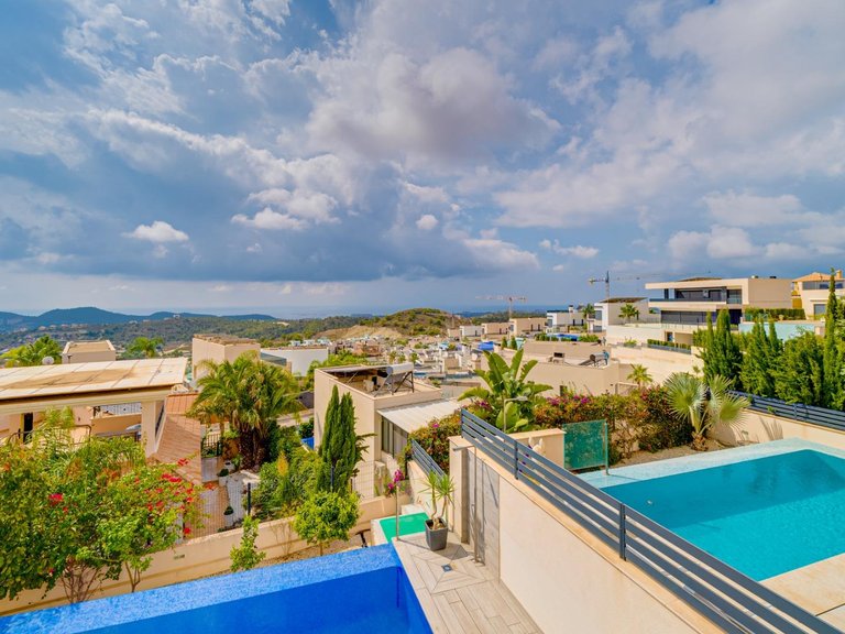 Villa for Sale in Finestrat, Alicante 9