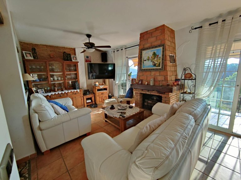 Villa for Sale in La Nucía, Alicante 12