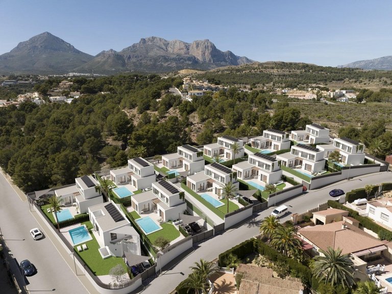 Villa for Sale in L'alfas Del Pi, Alicante 2
