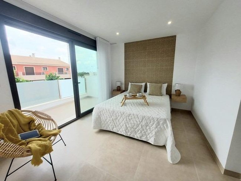 Villa for Sale in San Pedro Del Pinatar, Murcia 3