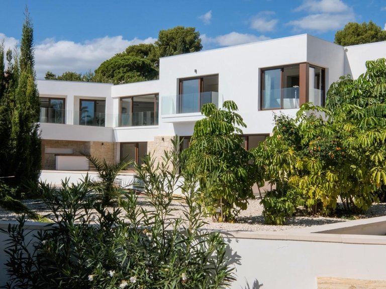 Villa for Sale in Altea, Alicante 1